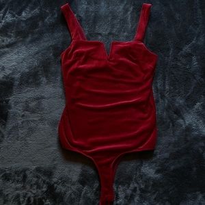 🐝Velvet Red Body Icon Bodysuit♥️